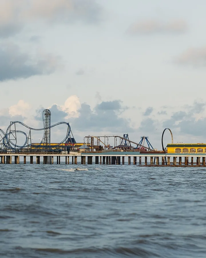 Pleasure Pier over the Gulf